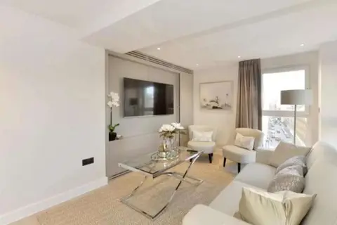 Vauxhall Bridge by Q Appartementen in Londen — foto 10