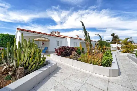 Adonis Bungalows in Playa del Inglés