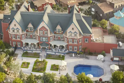 Hotel Mansión de Lucy at PortAventura World in Lladurs
