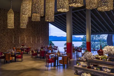 Como Point Yamu Phuket in ตำบลป่าคลอก — foto 7