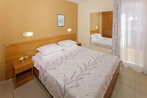 Apartments Amfora Plava Laguna in Bašanija — foto 5