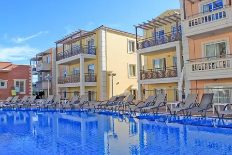Porto Kalamaki Hotel in Agia Marina — foto 4