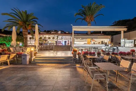 Aristoteles Holiday Resort & Spa in Ουρανούπολη — foto 8