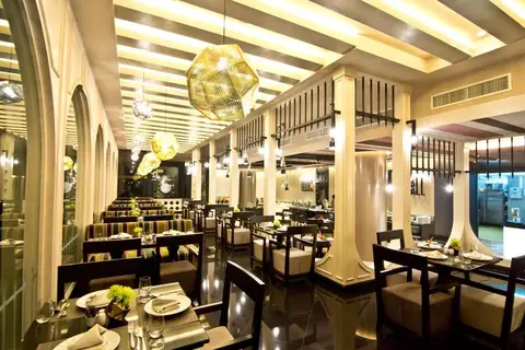 Tsix5 Hotel in พัทยา — foto 7