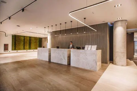 Hotel Mona Plaza in Belgrado — foto 19