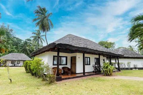 Cote d'Or Lodge in Baie Sainte Anne Praslin
