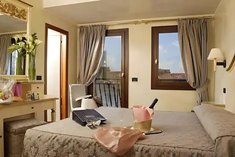 Hotel Carlton Capri in Venetië, foto 7