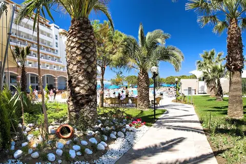Batihan Beach Resort & Spa in Kuşadası — foto 13