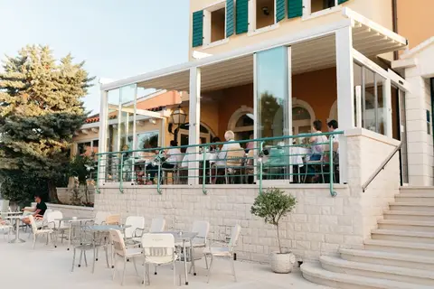 Spongiola in Brodarica — foto 25