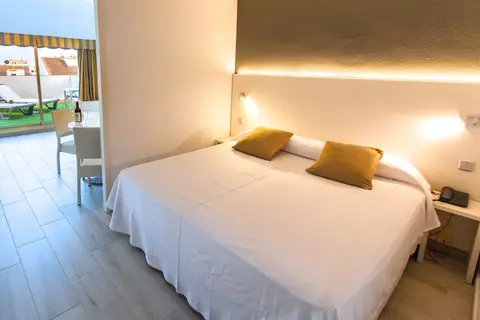 Miami Park Aparthotel in Calella — foto 4
