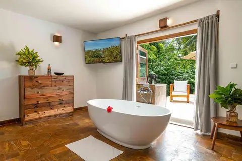White Paradise Boutique Resort in Pongwe — foto 28
