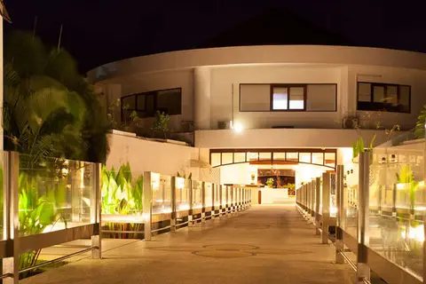 Arinara Bangtao Beach Resort in ตำบลเชิงทะเล — foto 8