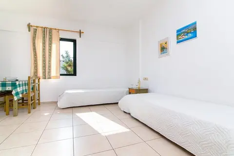 Dionysos Hotel Apartments & Studios in Δημοτική Ενότητα Μαλίων — foto 28