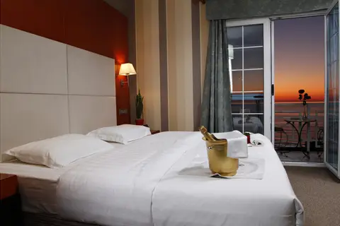Bel Conti Hotel in Durres — foto 24