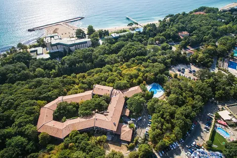 Hotel Preslav in СПА център Ривиера Бийч — foto 14