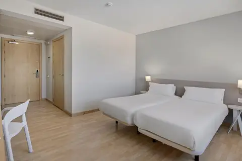 B&B HOTEL Madrid Las Rozas in Las Rozas — foto 19