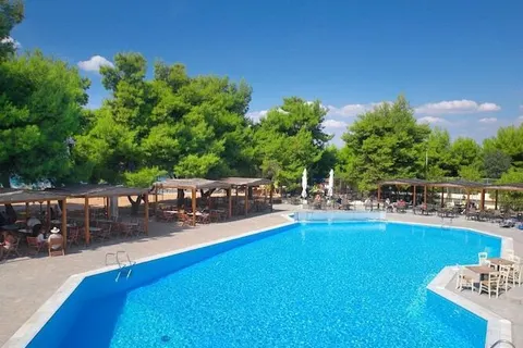 Portes Beach in Πόρτες