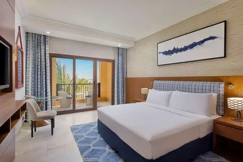 DoubleTree by Hilton Resort & Spa Marjan Isla in Adventure Sports LLC — foto 3