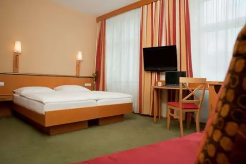 Hotel Lucia in Wenen — foto 3