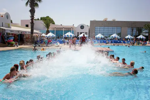 Eden Club Skanes in مطار المنستير حبيب بورقيبة — foto 10