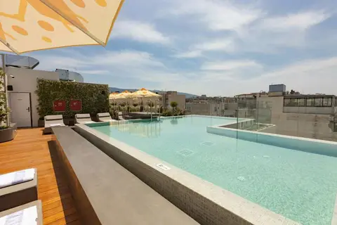 Adia Aluma Athens Curio Collection by Hilton in Athene