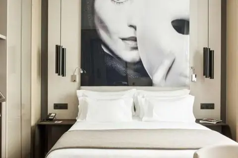NH Collection Madrid Suecia in Madrid