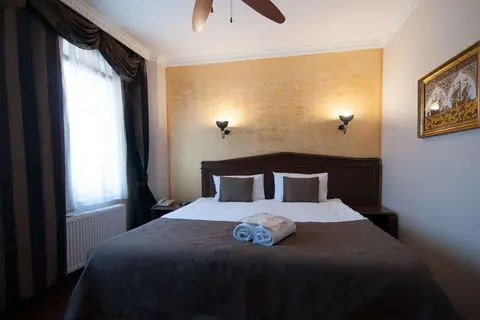 Mevlana Hotel in Fatih — foto 9