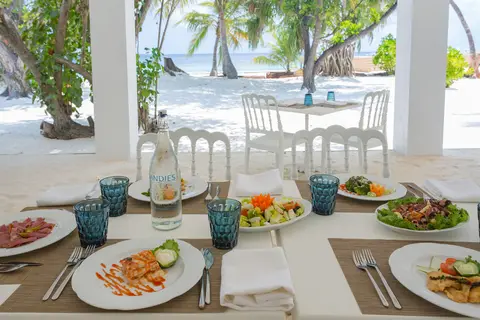 Sandies Bathala Maldives in Bathalaamaagaa Kanthila — foto 24