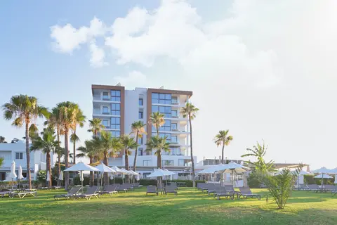 Leonardo Crystal Cove Hotel and Spa by the Sea in Paralimni — foto 4