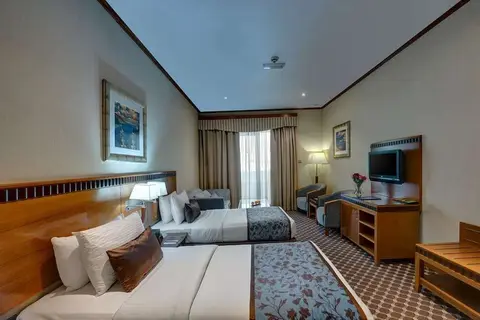 Golden Tulip Al Barsha in Dubai — foto 13