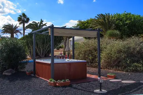 LIVVO Risco del Gato Suites in Costa Calma — foto 12
