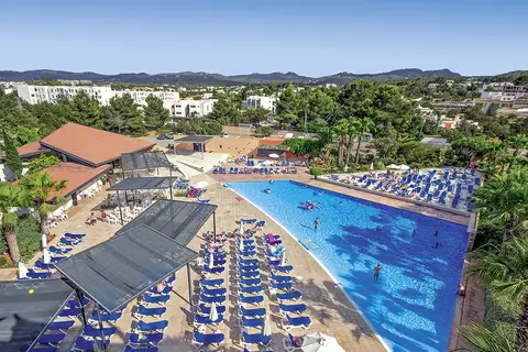 Hotel  AzuLine Bergantín in Sant Josep de sa Talaia — foto 9