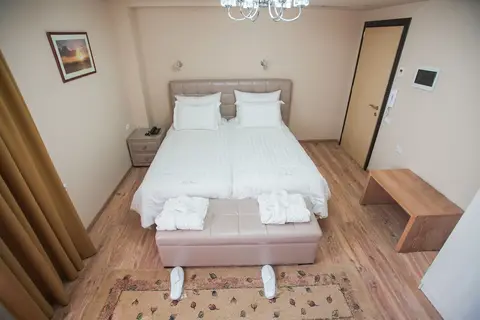 Christi's Hotel Borova in Korca — foto 18