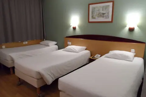 Travelodge Barcelona del Vallès in Barbera Del Valles — foto 8