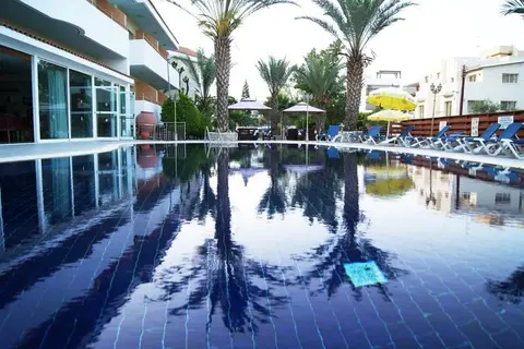 M. Moniatis Hotel in Λεμεσός