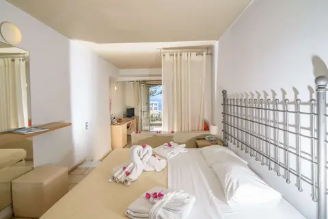 Antinea Suites & Spa in Thira Municipal Unit, foto 4