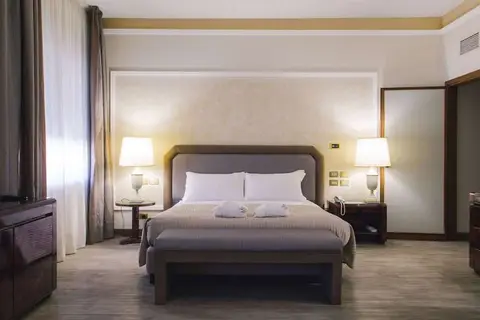 Grand Hotel Excelsior in Reggio di Calabria — foto 22