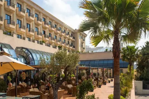 Concorde Hotel Les Berges du Lac in Tunis
