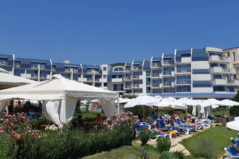 Sineva Beach in Sveti Vlas — foto 5