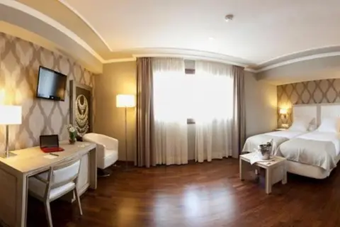 Hotel Os Olivos in Bergondo — foto 12