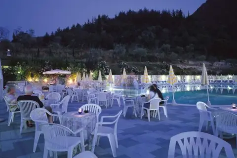Hotel La Perla Garda in Garda, foto 13