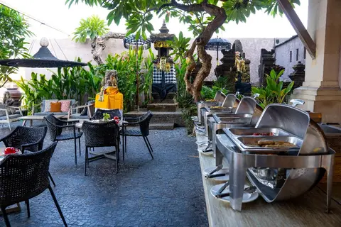 Puri Raja Hotel Legian Bali in Legian Beach — foto 16
