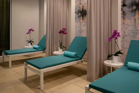 Vangelis Hotel & Suites in Παραλίμνι — foto 20