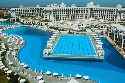Titanic Deluxe Golf Belek in Serik