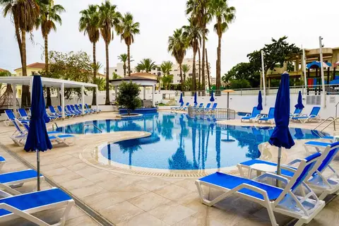 Captain Pier Hotel in Παραλίμνι — foto 2