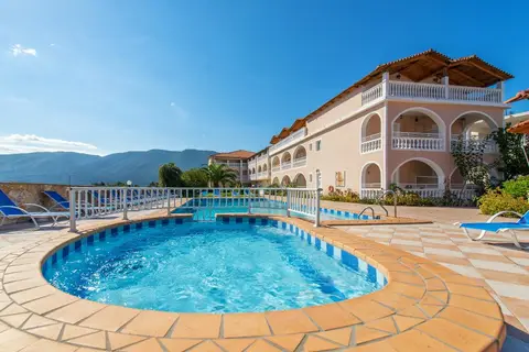 Hotel Plessas Palace in Alikanas — foto 5
