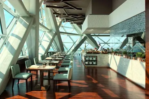 Andaz Capital Gate by Hyatt in الروضة — foto 3