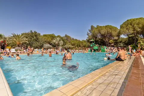 Leï Suves in Roquebrune-sur-Argens — foto 9