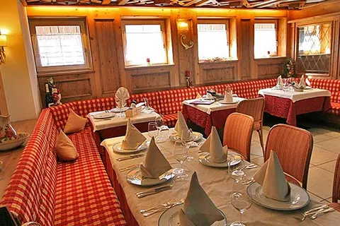 Hotel Medil in Campitello di Fassa — foto 3
