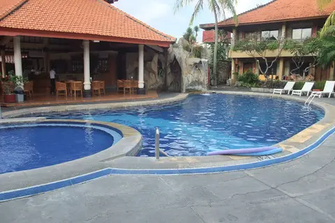 Kuta Beach Club Hotel in Kuta — foto 4